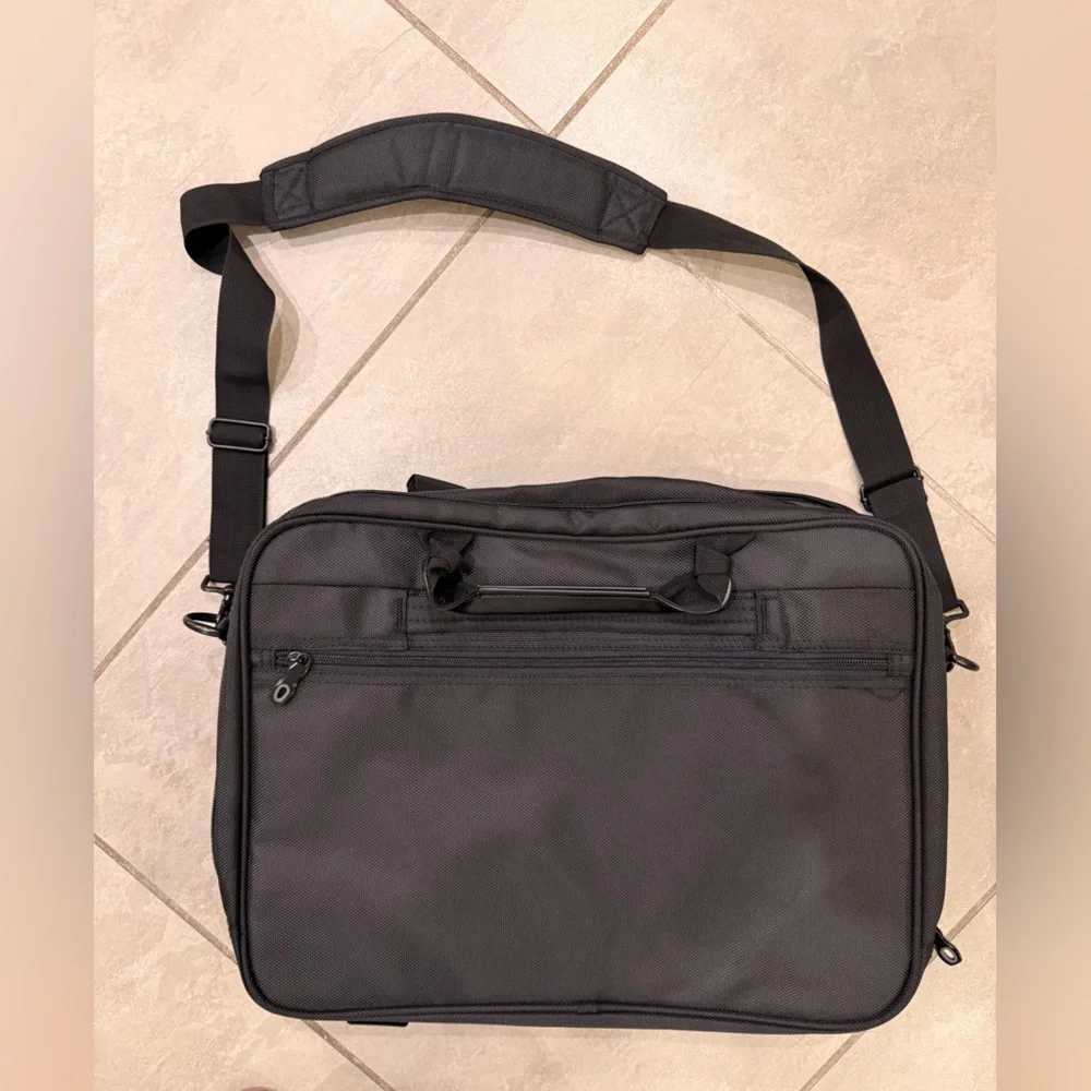 Alpine Swiss Black Laptop Bag